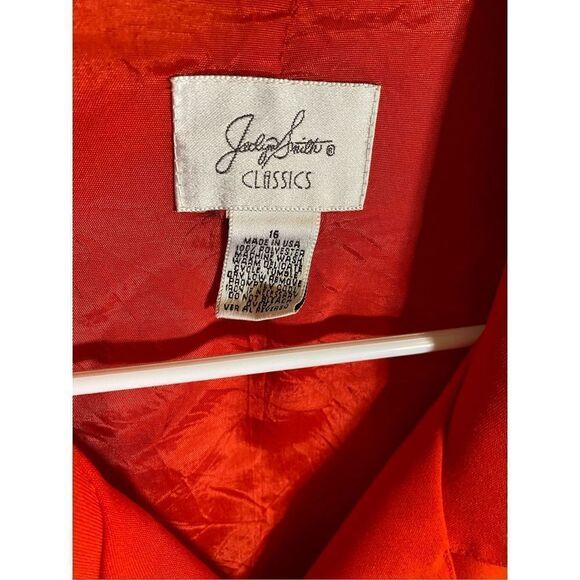 Jaclyn Smith Cropped Red Blazer‎ - Picture 3 of 5